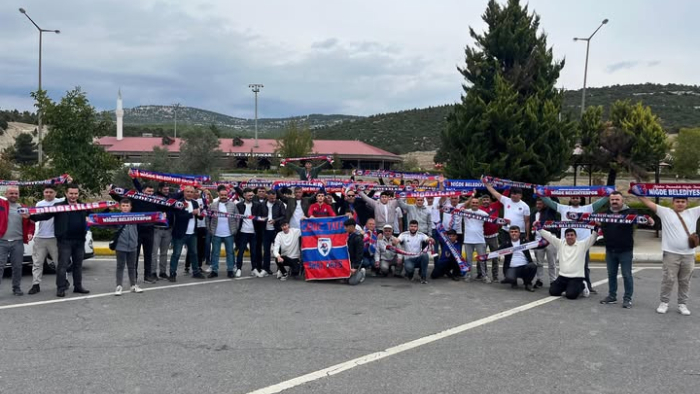 Niğdeliler Taraftar Grubu Silifke Yolunda..